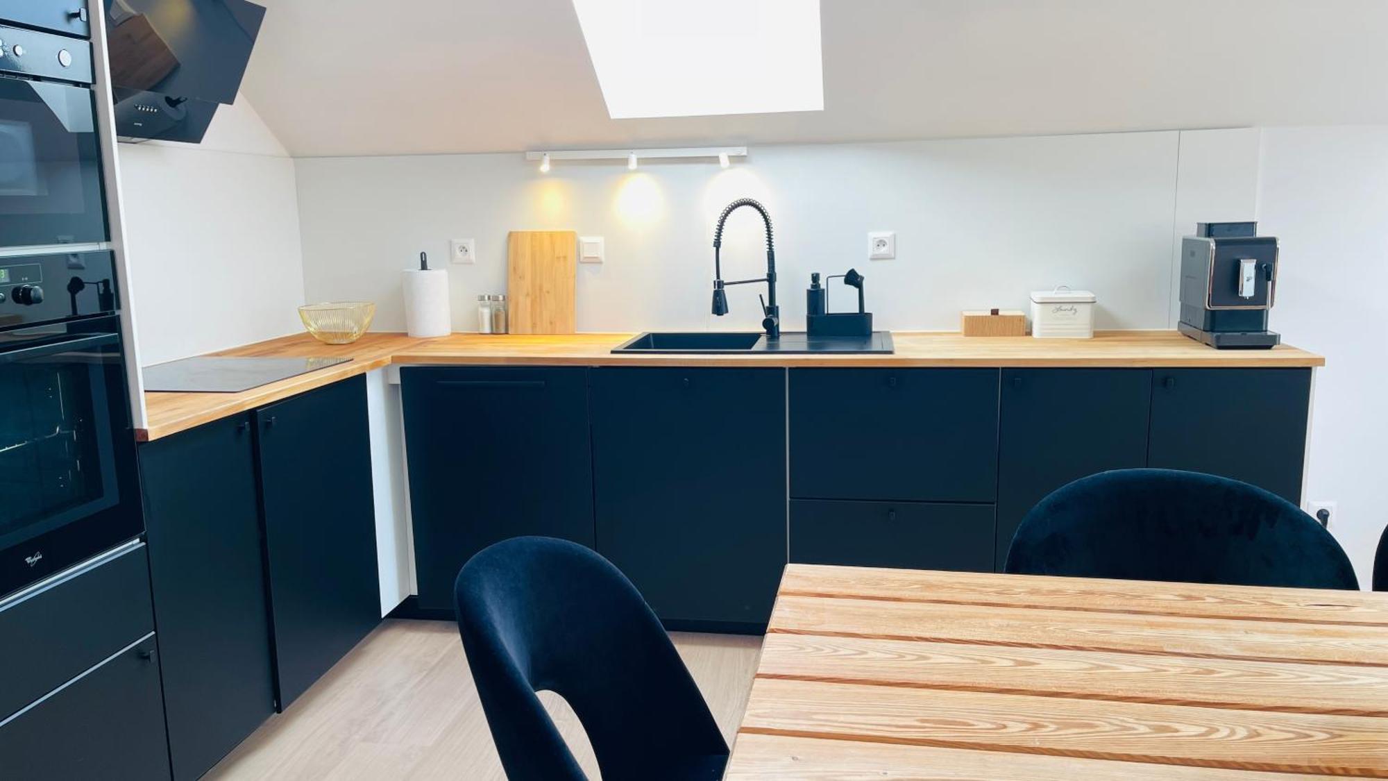 House Flow, 3 Room, Free 2 Parking ブラチスラヴァ エクステリア 写真